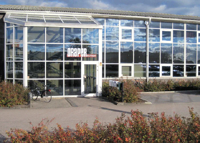Draper® acquires Bjurab, a Swedish screen manufacturer (later renamed Draper® Europe).